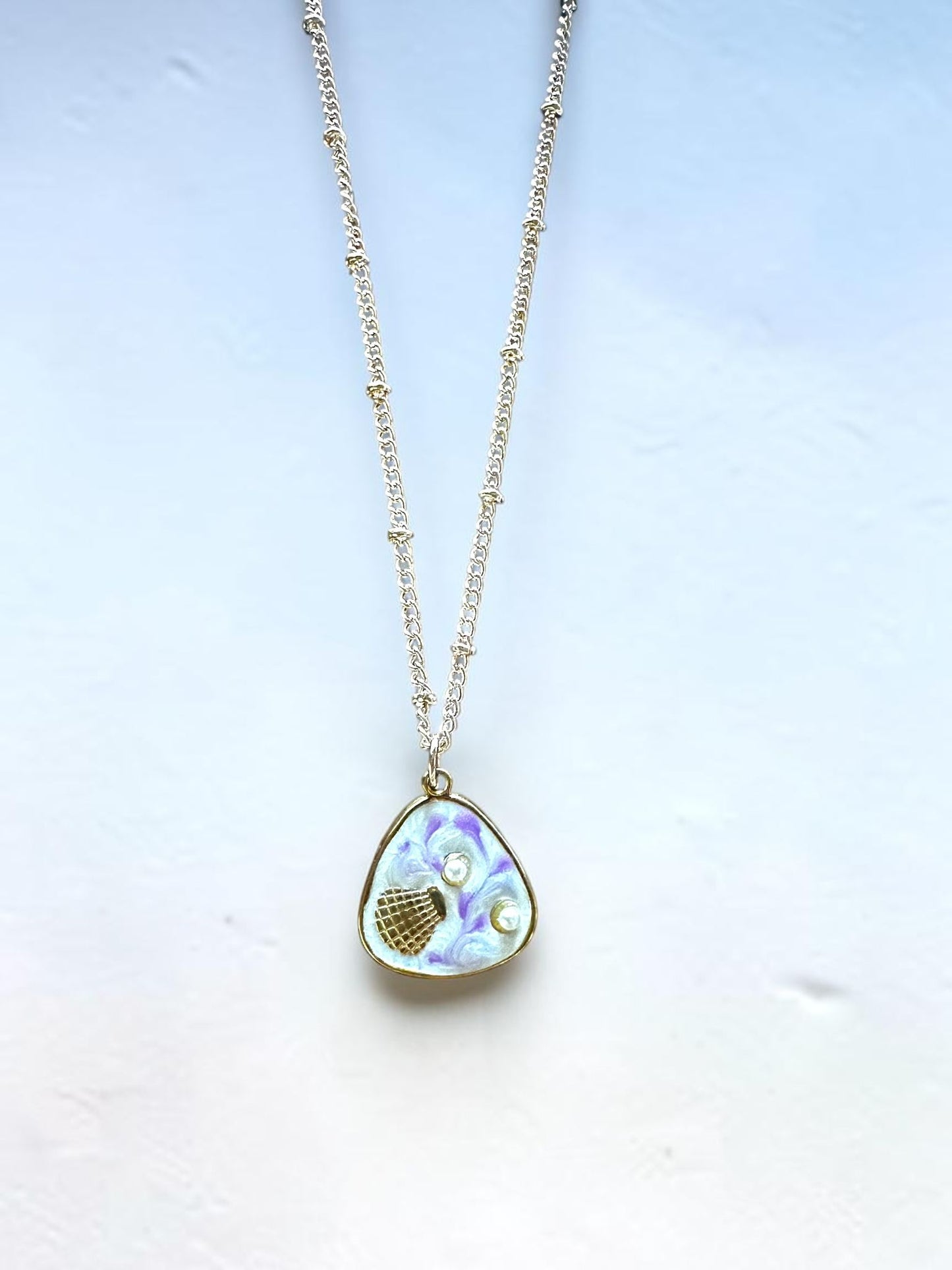 Shell Charm Necklace - Violet Shore