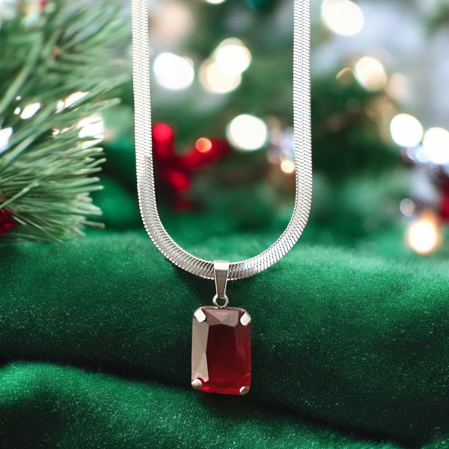 Velvet Current – Crystal Pendant Snake Chain Necklace