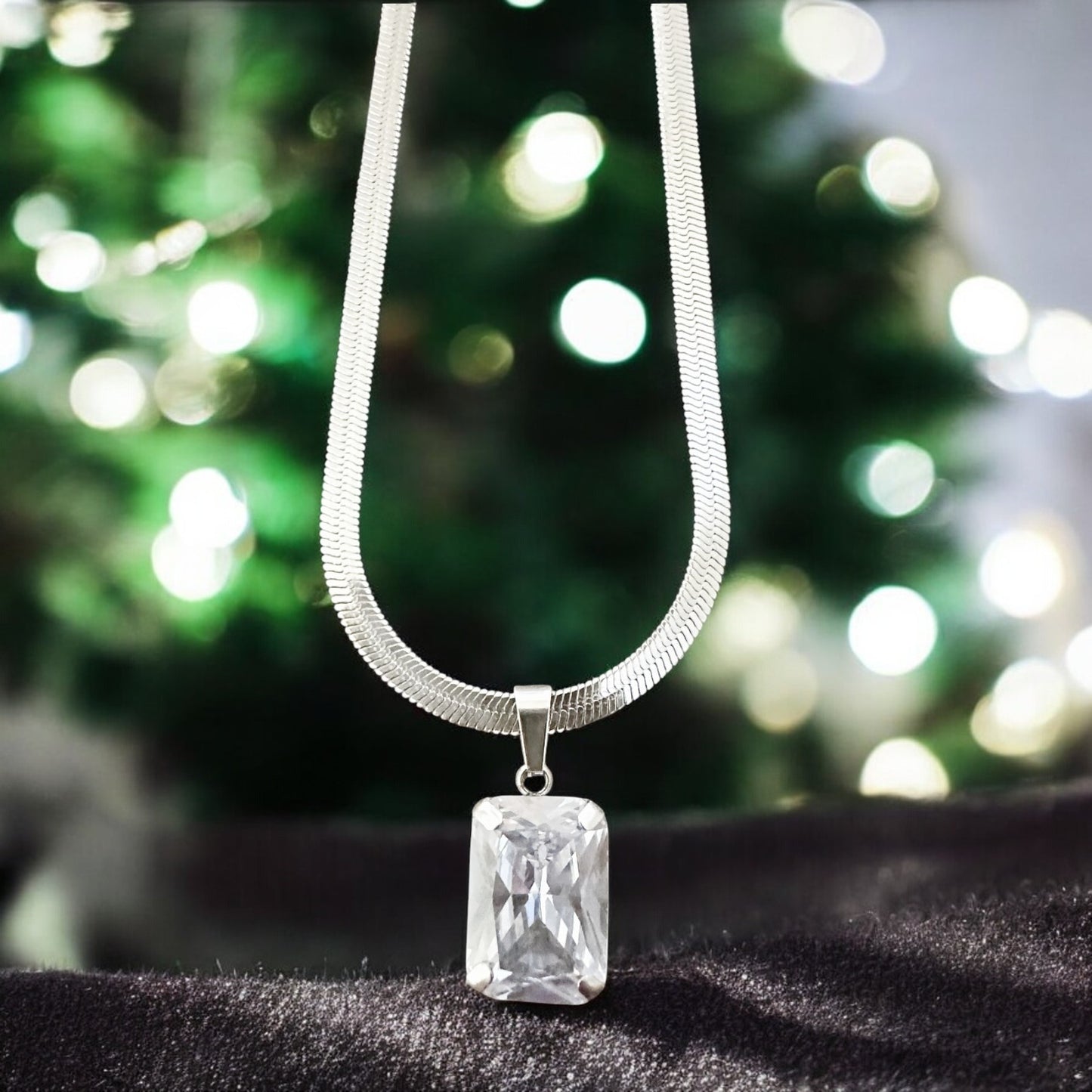 Velvet Current – Crystal Pendant Snake Chain Necklace